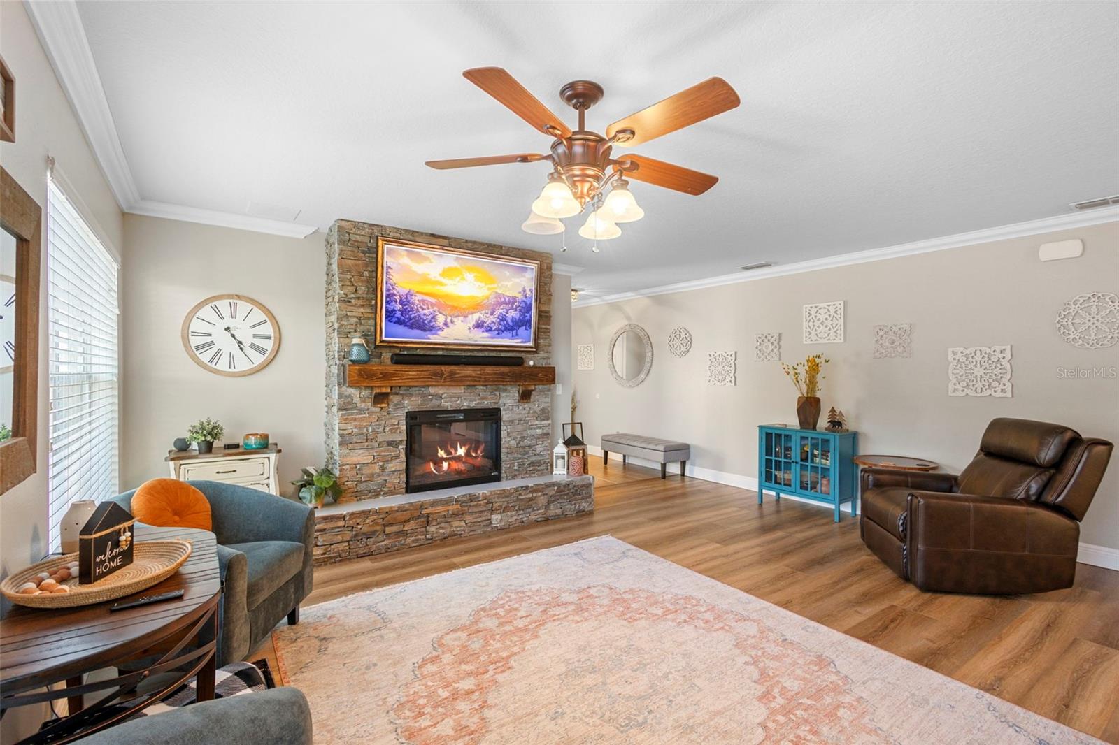 Image 11 of 52 For 30118 Cheval Street