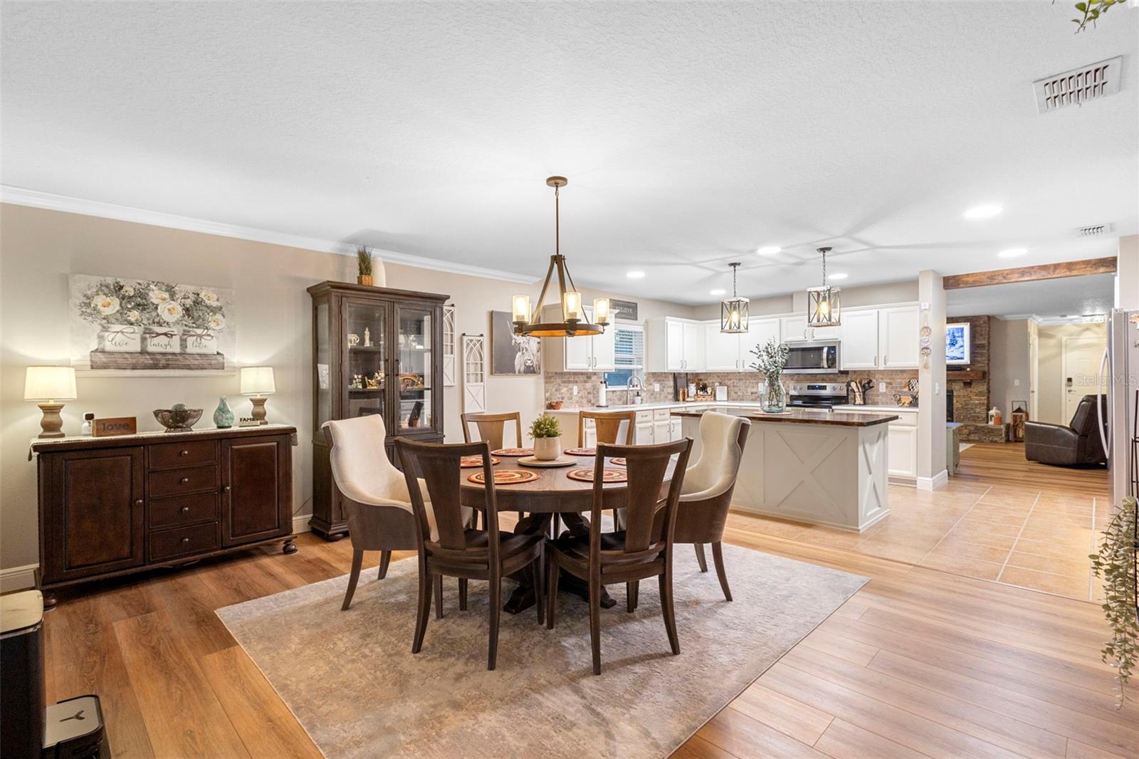 Image 22 of 52 For 30118 Cheval Street