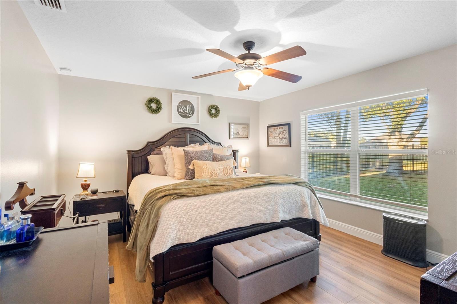 Image 24 of 52 For 30118 Cheval Street