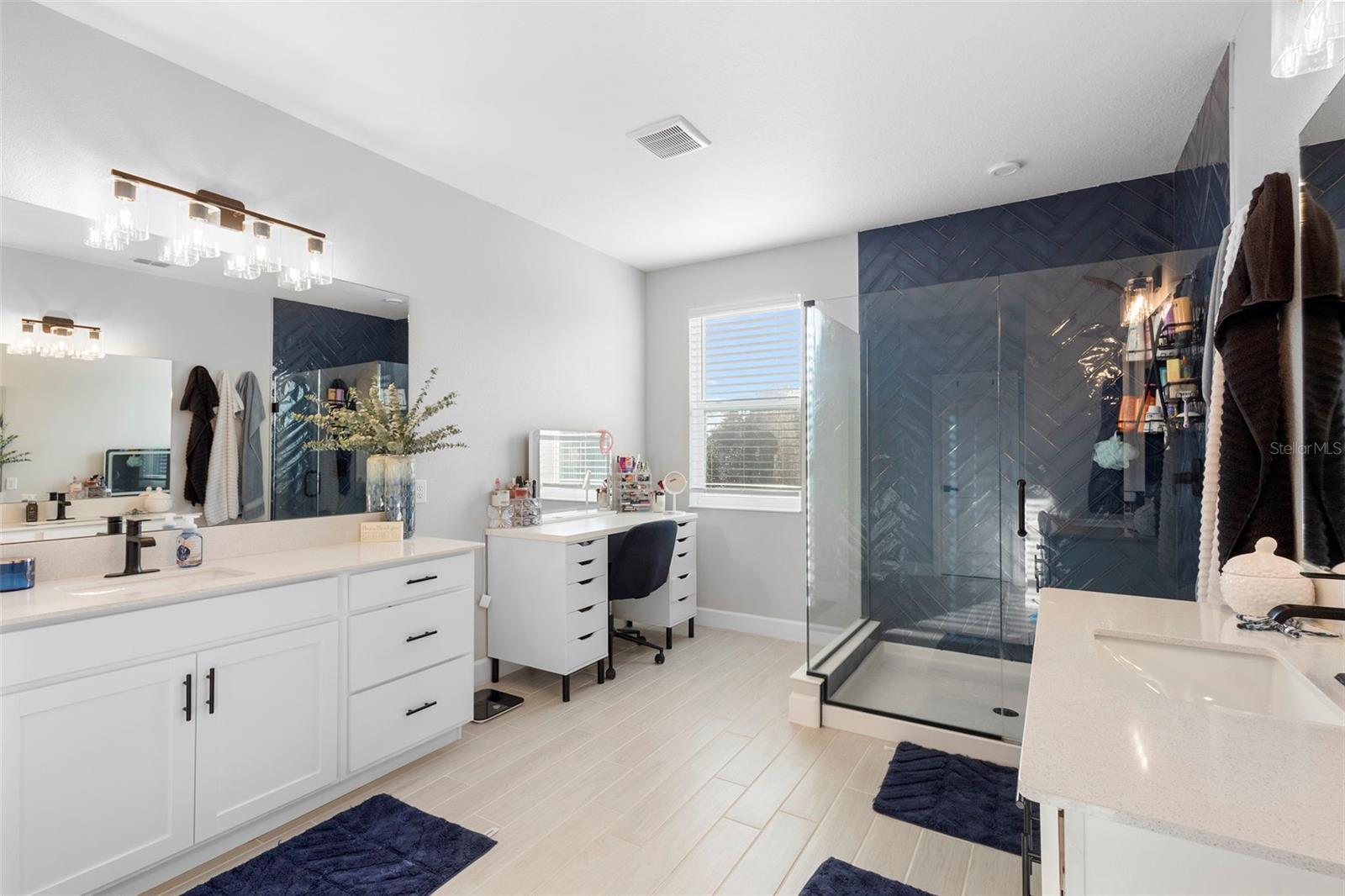 Image 19 of 44 For 1138 Franklin Tree Lane