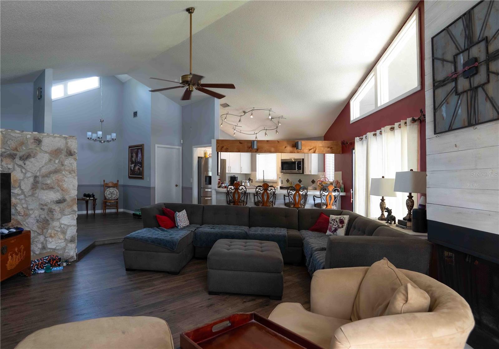 Image 11 of 19 For 8033 Via Hermosa Street