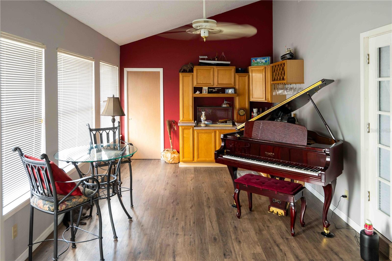 Image 12 of 19 For 8033 Via Hermosa Street