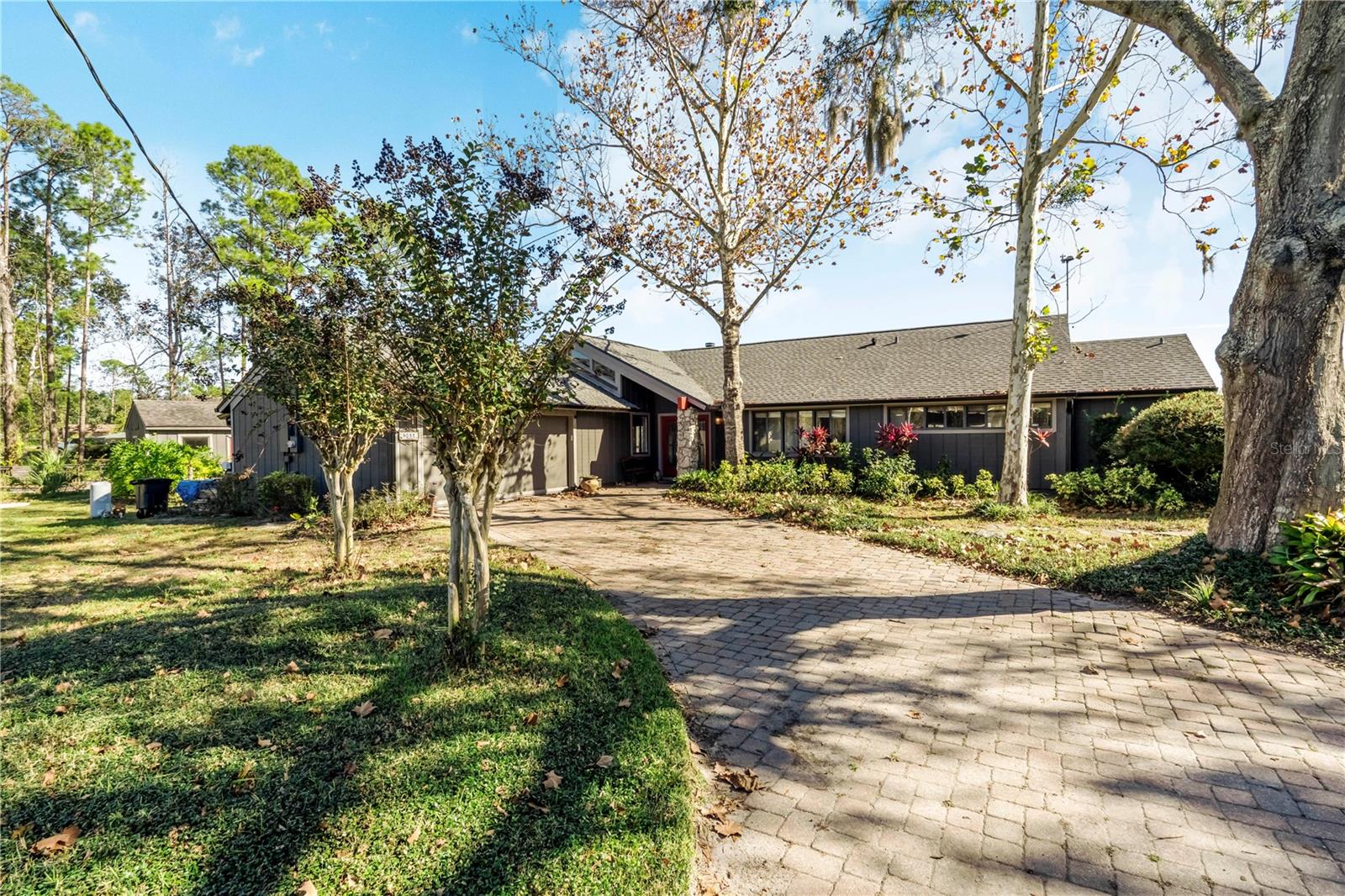 Image 30 of 33 For 8033 Via Hermosa Street