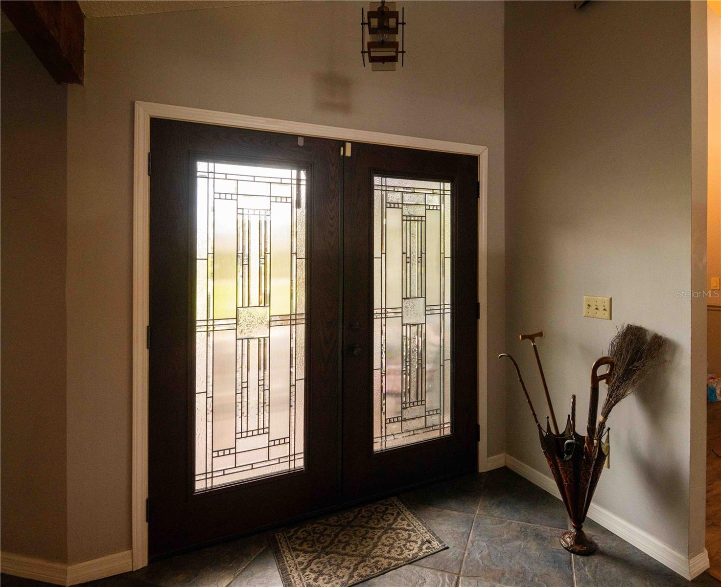 Image 5 of 19 For 8033 Via Hermosa Street