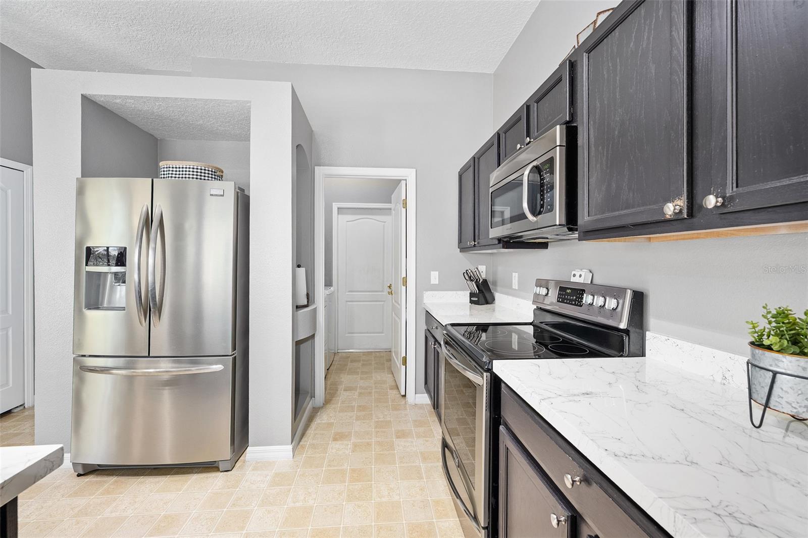 Image 12 of 39 For 635 Deland Avenue