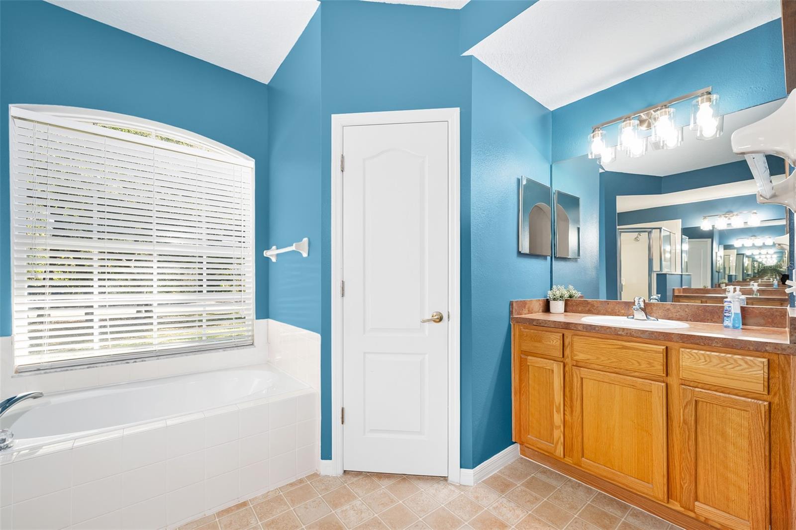 Image 20 of 39 For 635 Deland Avenue