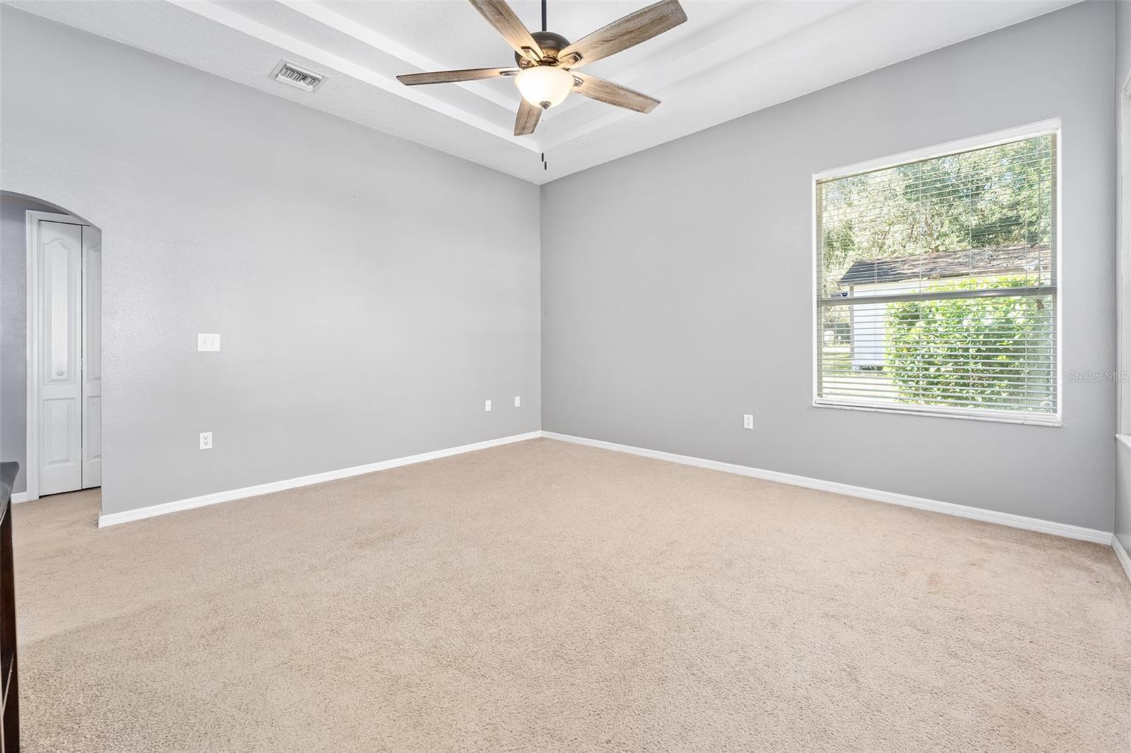 Image 22 of 39 For 635 Deland Avenue