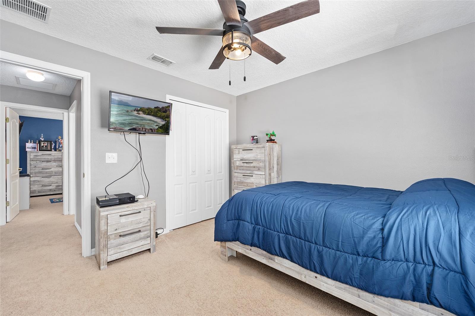 Image 24 of 39 For 635 Deland Avenue