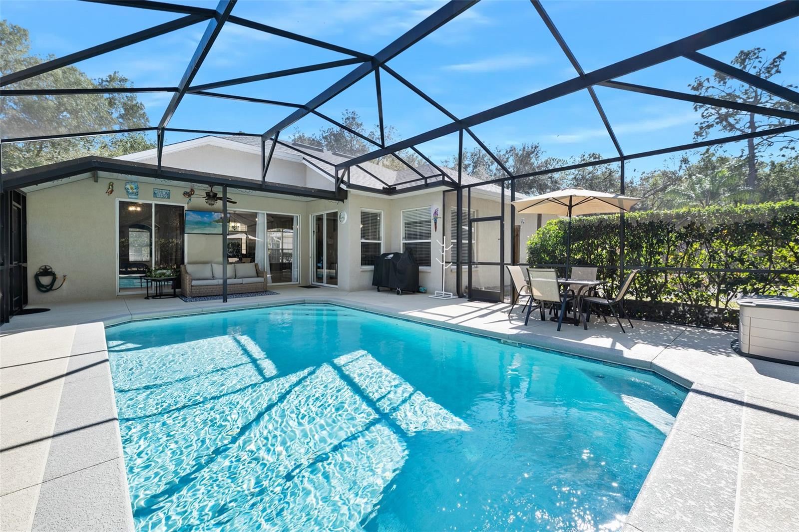 Image 3 of 39 For 635 Deland Avenue