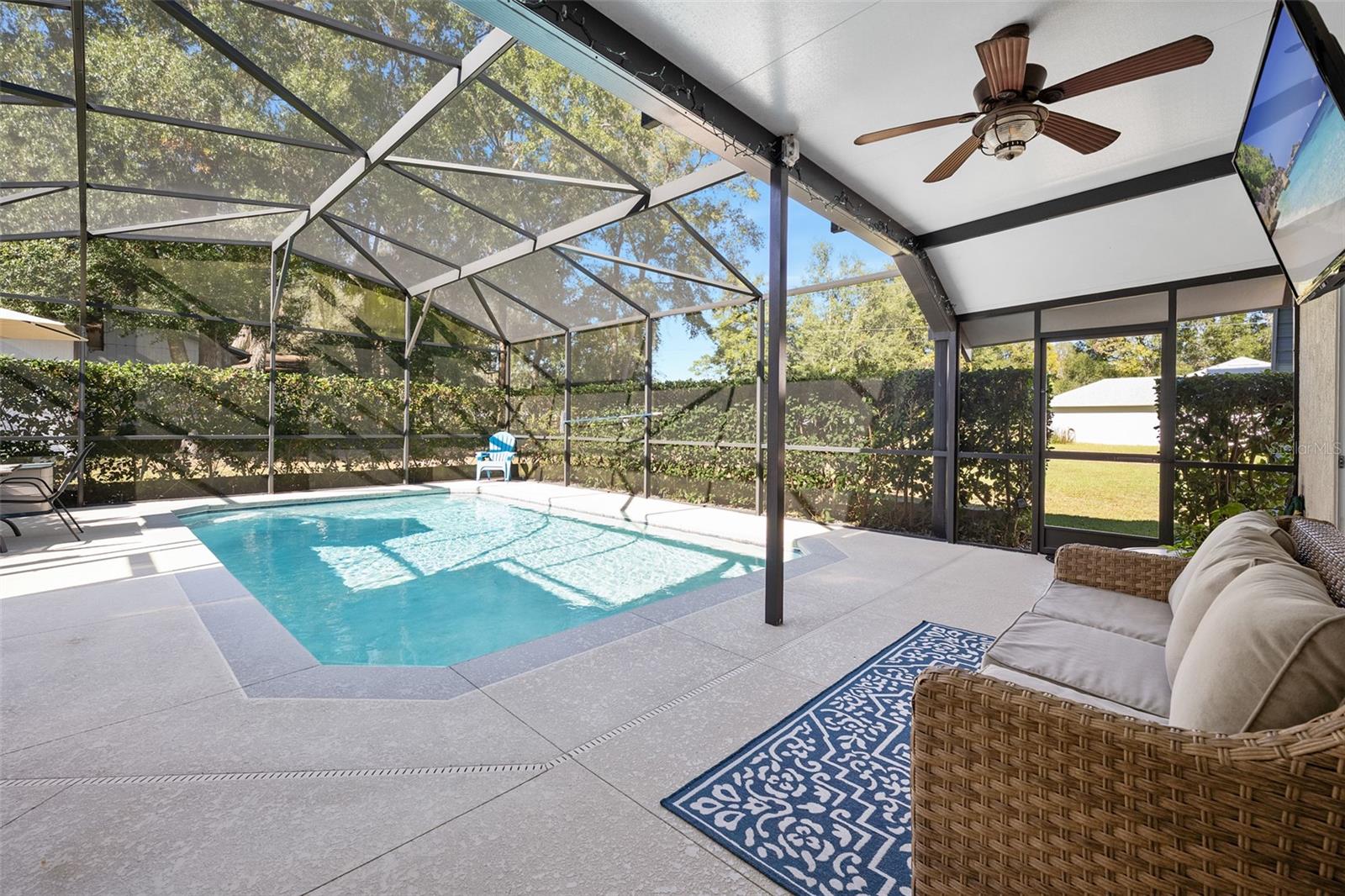 Image 30 of 39 For 635 Deland Avenue