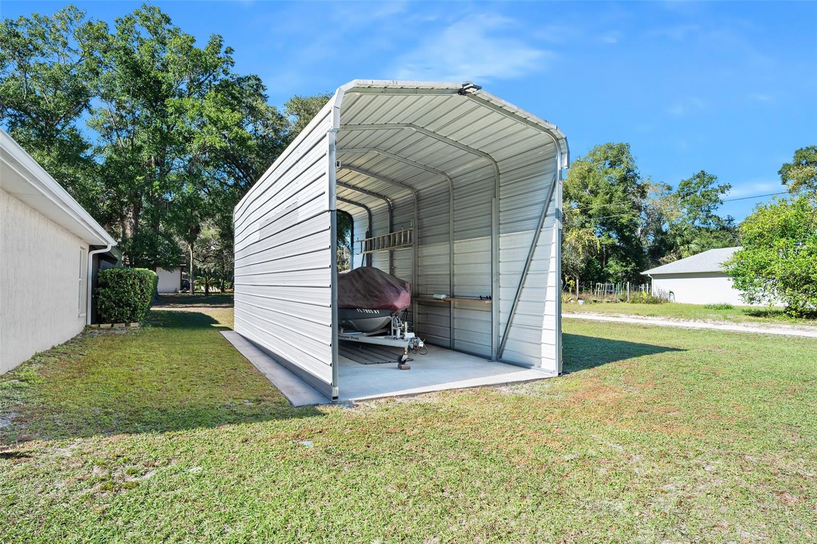 Image 37 of 39 For 635 Deland Avenue