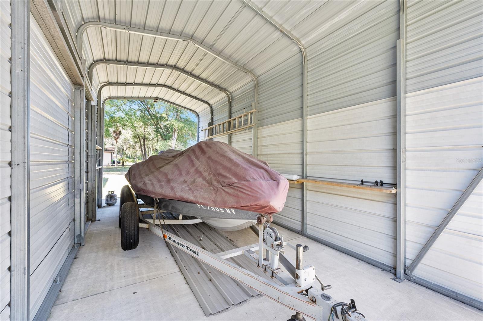 Image 38 of 39 For 635 Deland Avenue