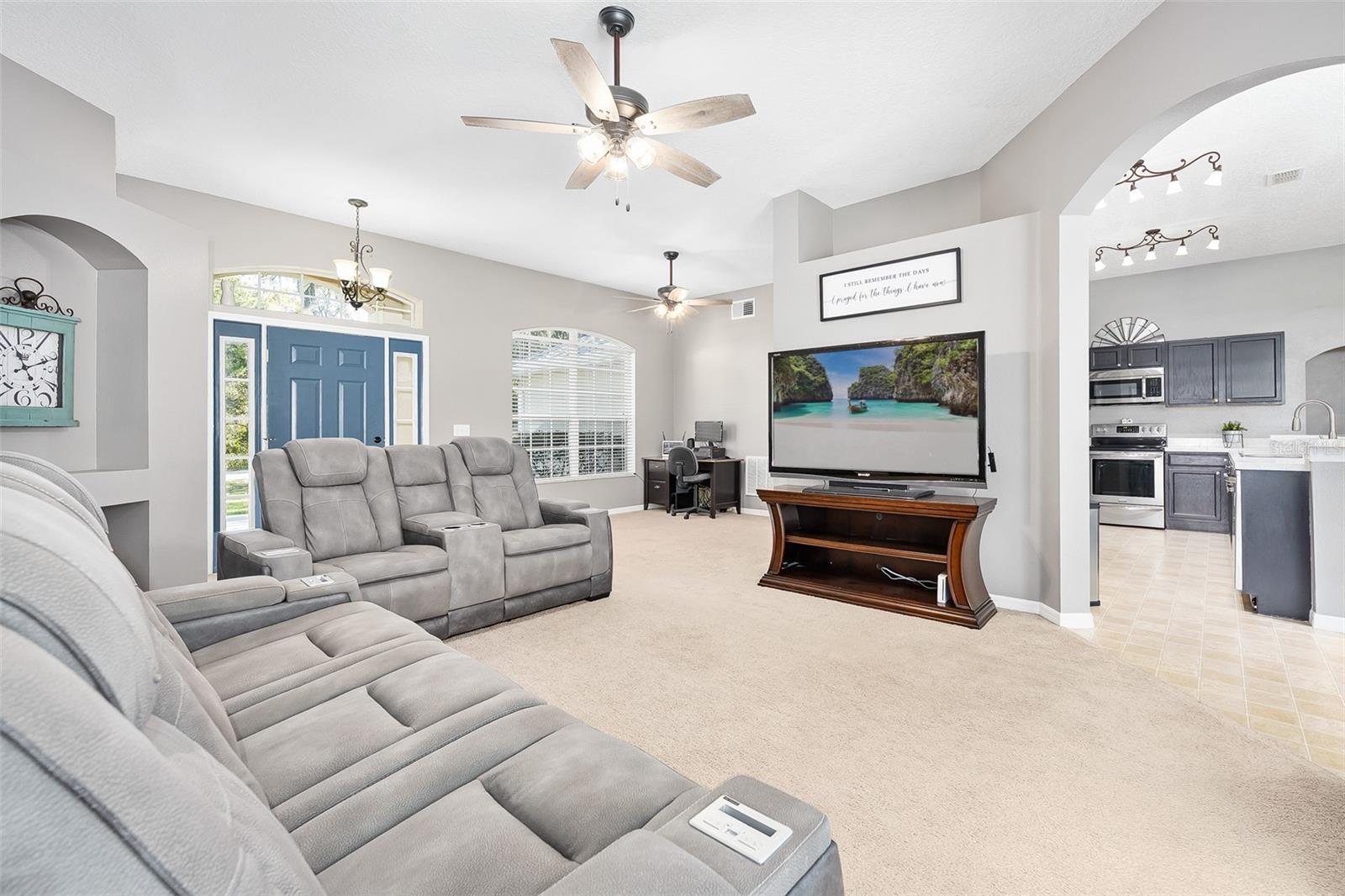 Image 6 of 39 For 635 Deland Avenue