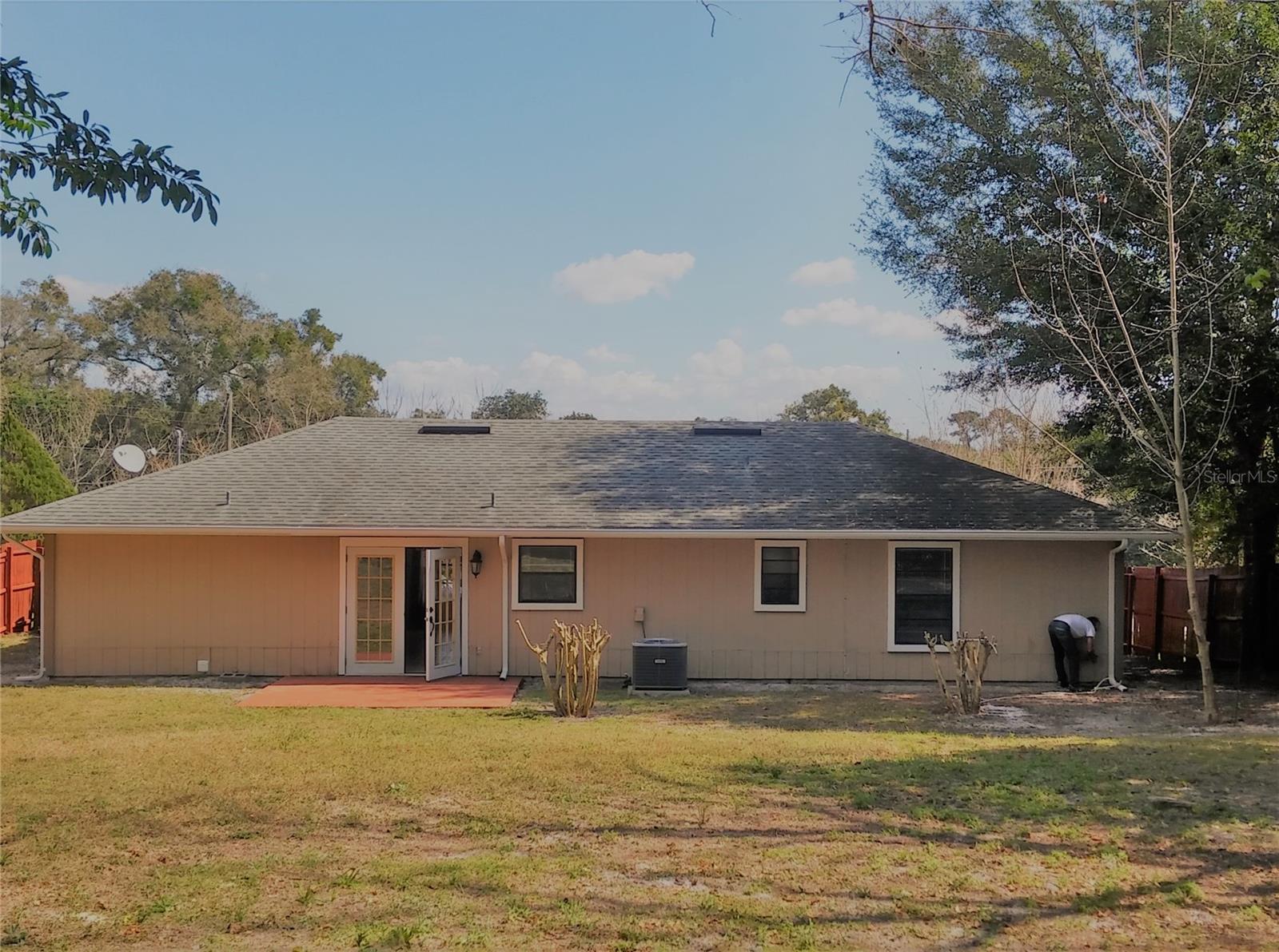 Image 11 of 14 For 222 Clara Vista