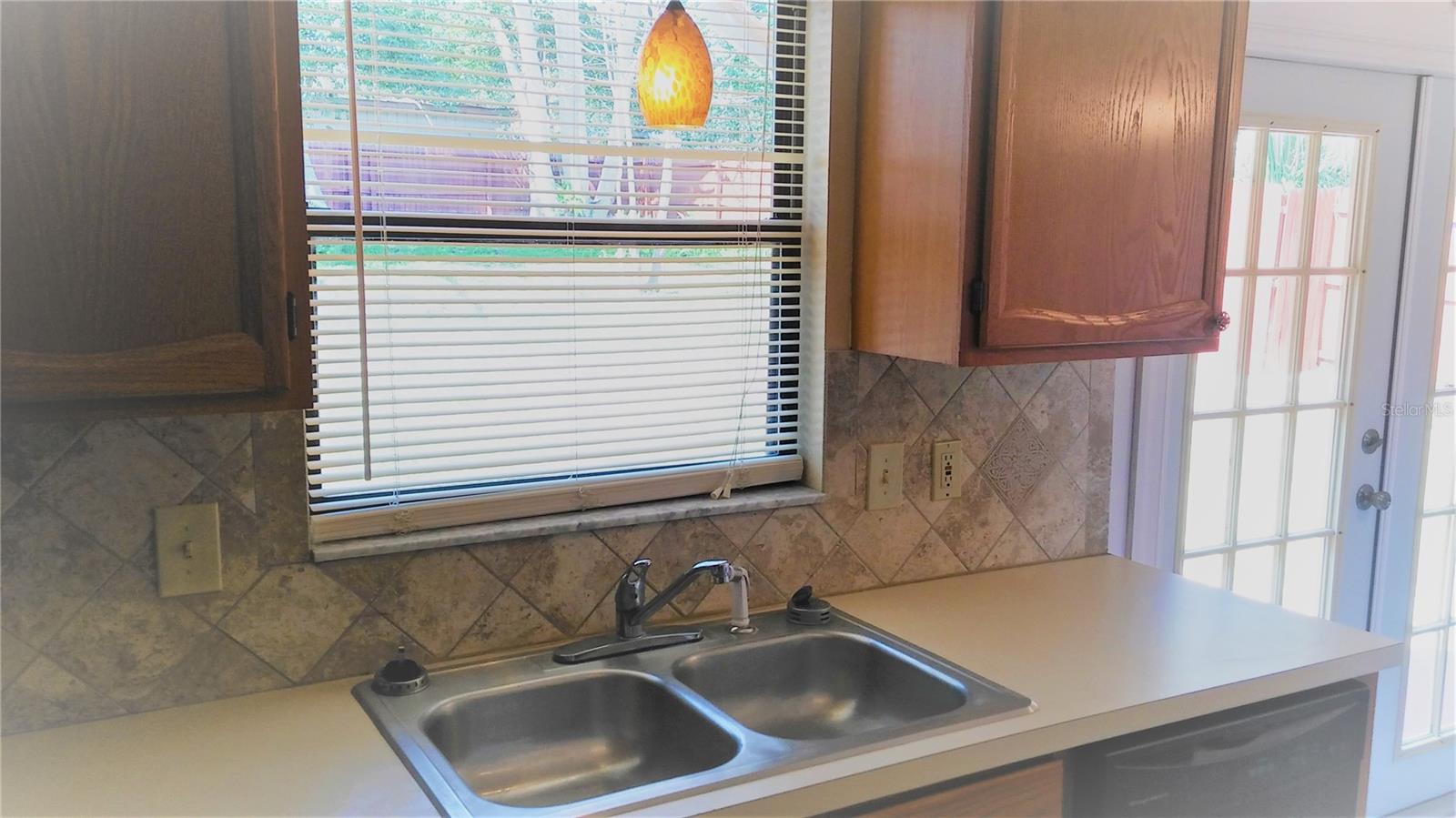 Image 8 of 14 For 222 Clara Vista