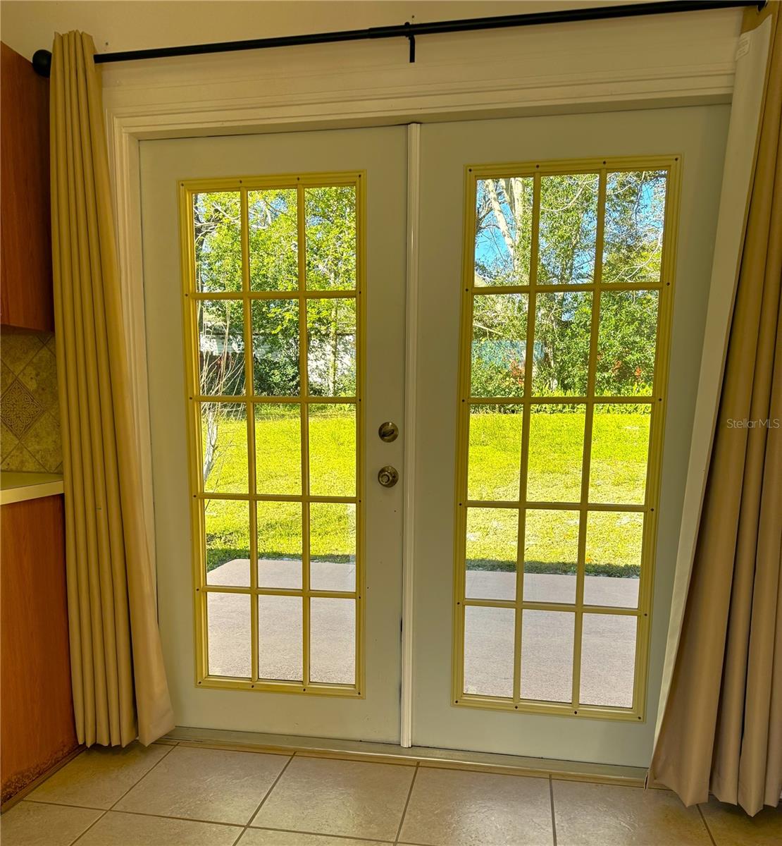 Image 9 of 14 For 222 Clara Vista