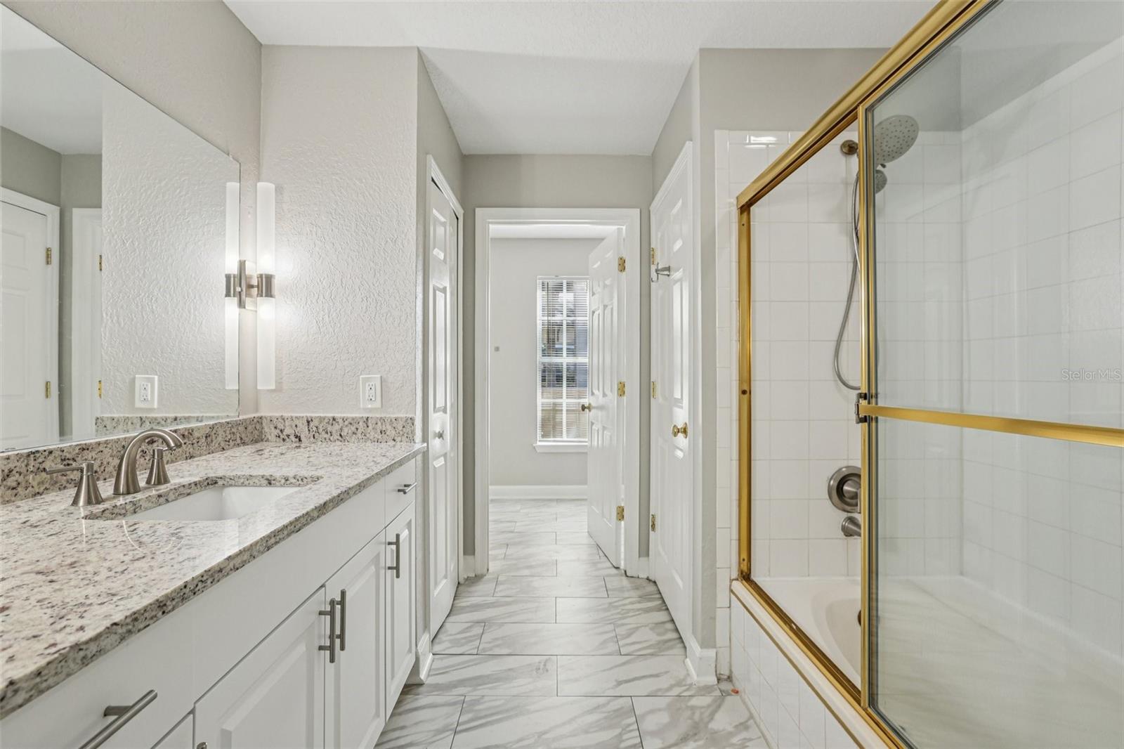 Image 12 of 49 For 1486 Farrindon Circle