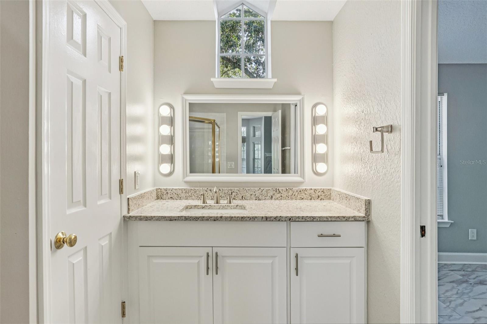 Image 20 of 49 For 1486 Farrindon Circle