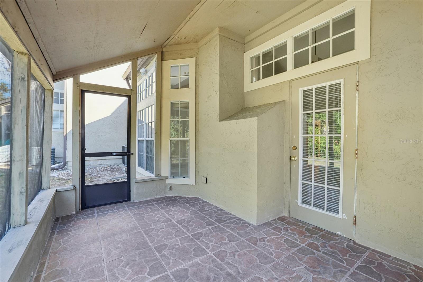 Image 39 of 49 For 1486 Farrindon Circle