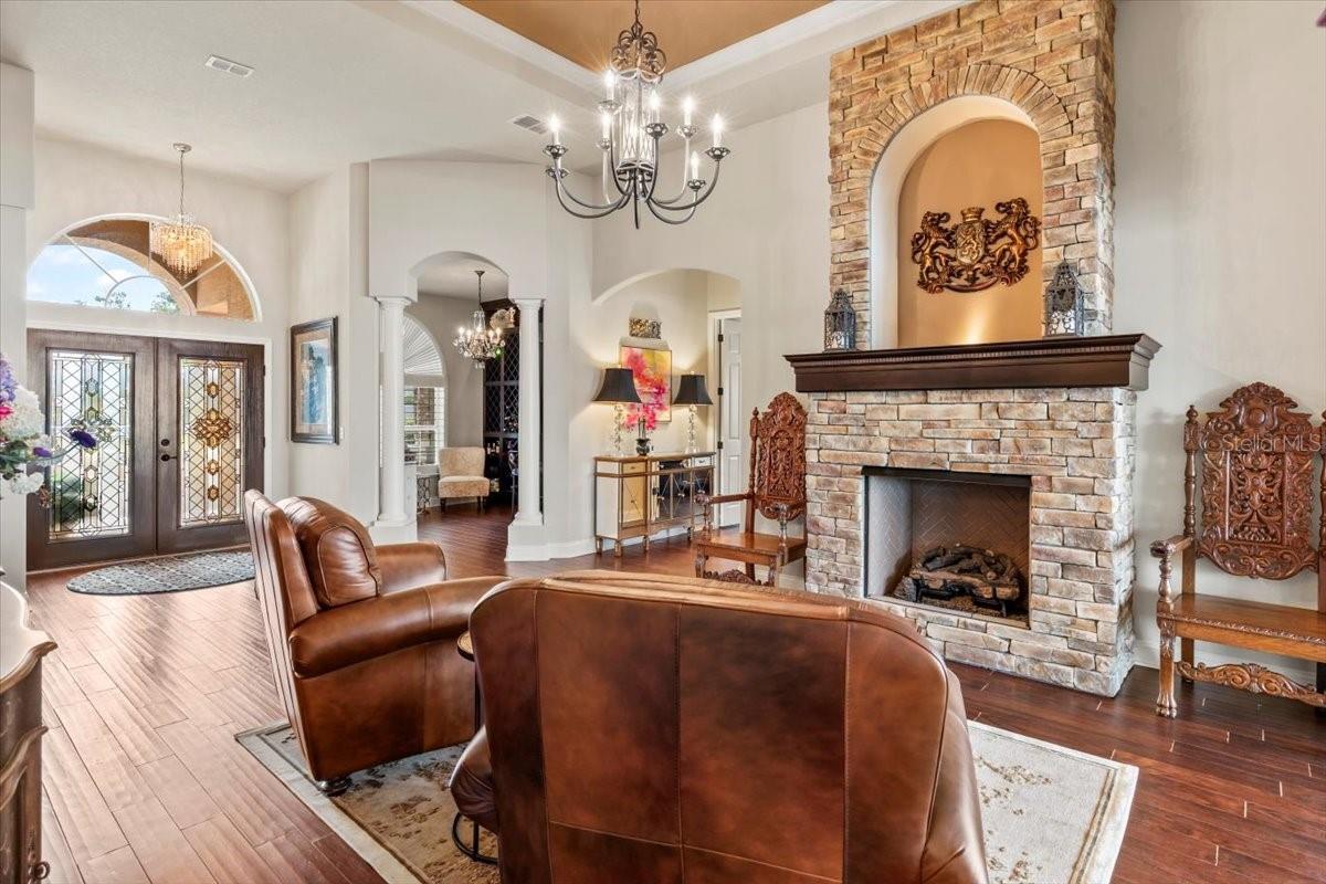 Image 16 of 90 For 568 Luna Bella Lane