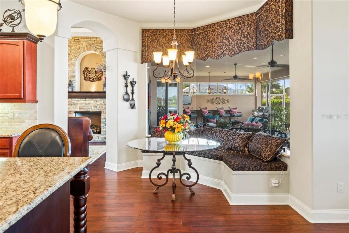 Image 30 of 90 For 568 Luna Bella Lane