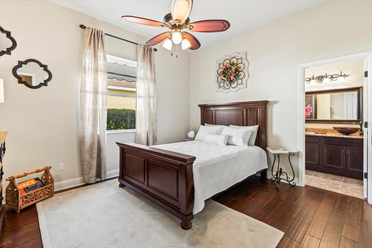 Image 55 of 90 For 568 Luna Bella Lane