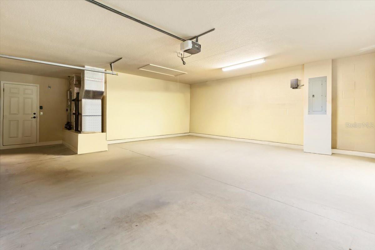 Image 62 of 90 For 568 Luna Bella Lane