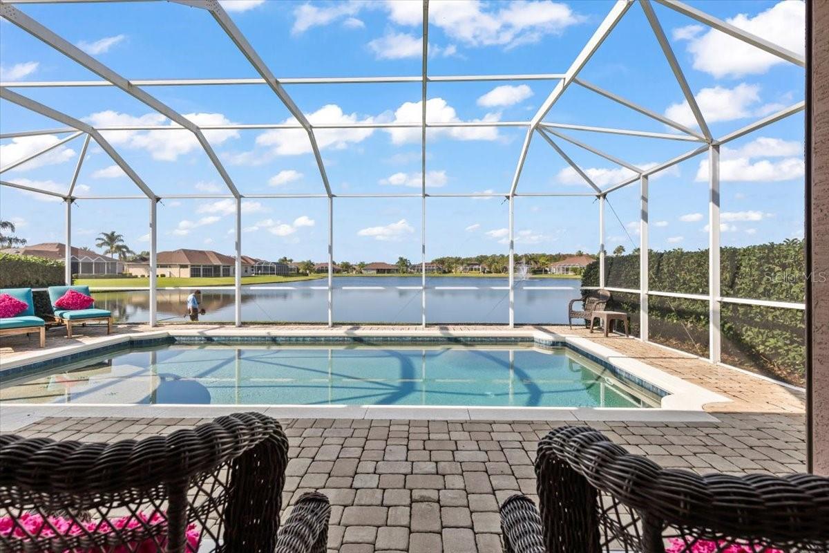 Image 7 of 90 For 568 Luna Bella Lane