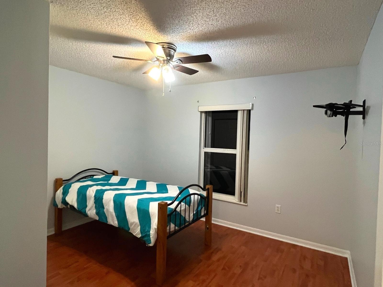 Image 15 of 22 For 286 Katrina Street