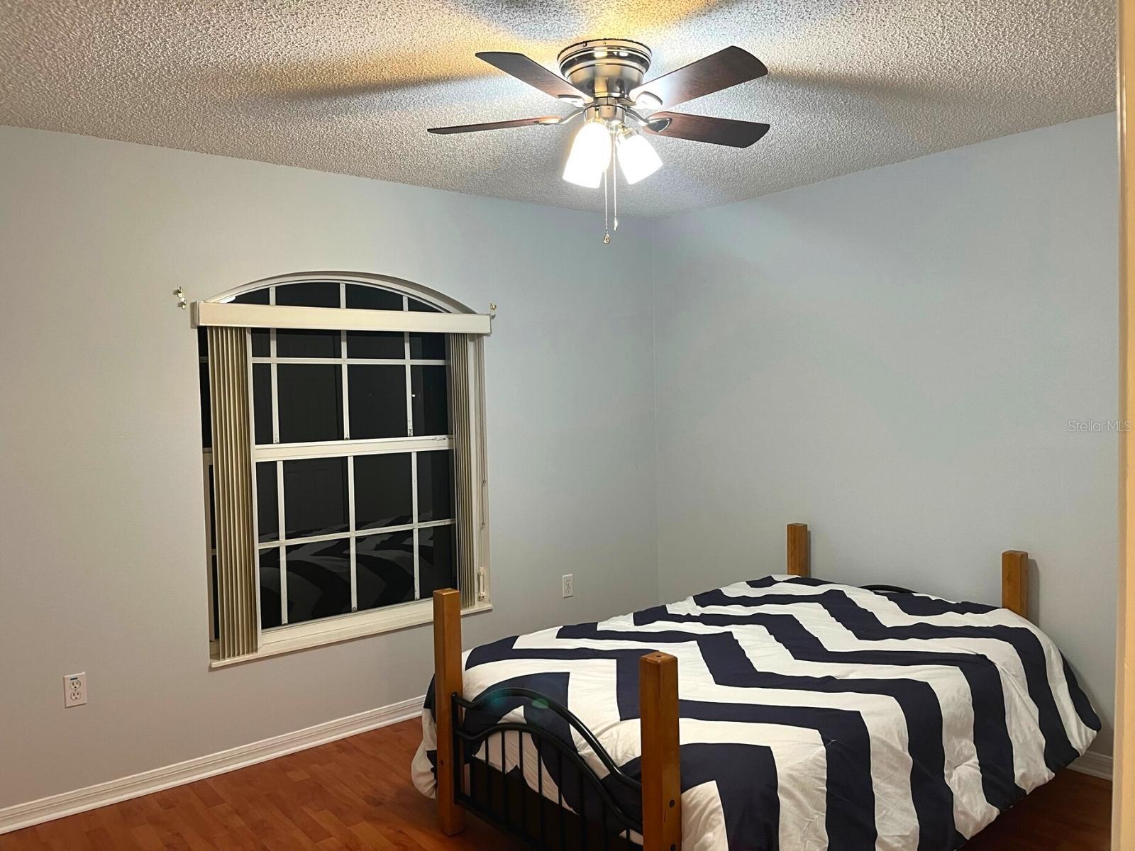 Image 17 of 22 For 286 Katrina Street