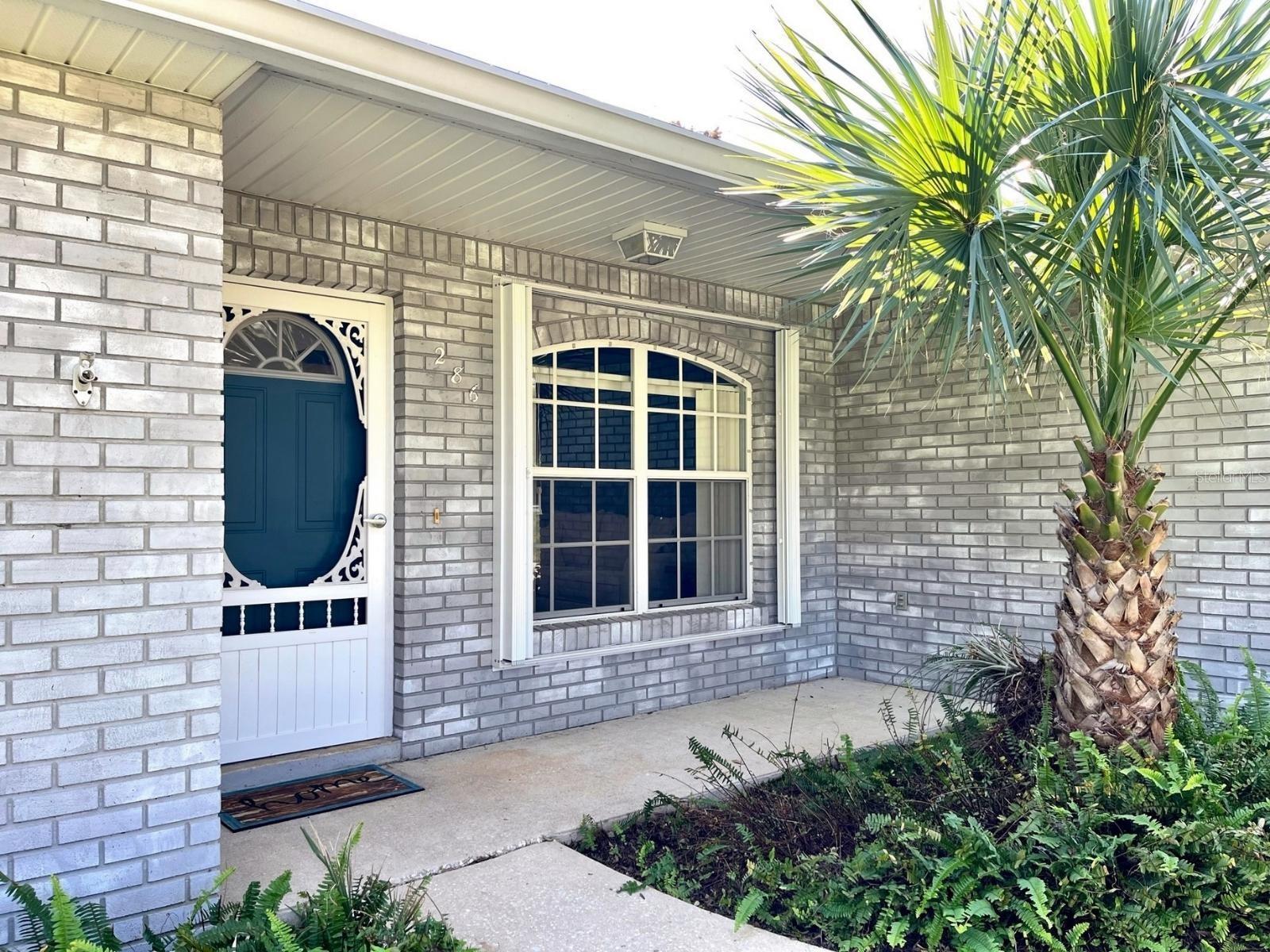 Image 3 of 22 For 286 Katrina Street