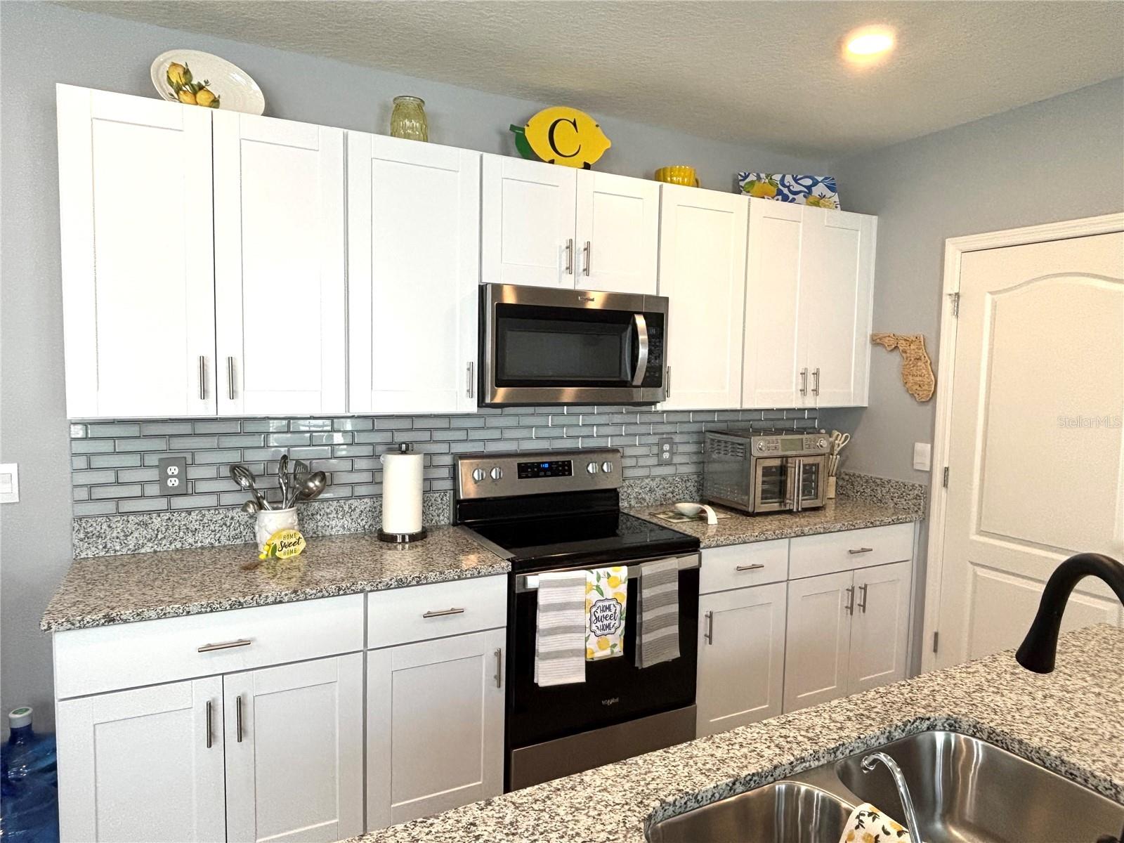 Image 11 of 47 For 622 Autumn Breeze Street