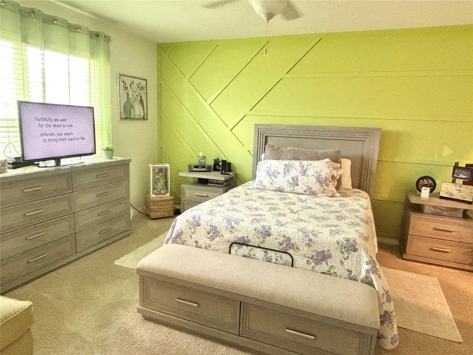 Image 21 of 47 For 622 Autumn Breeze Street