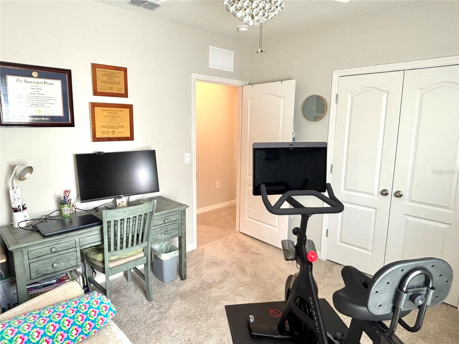 Image 33 of 47 For 622 Autumn Breeze Street