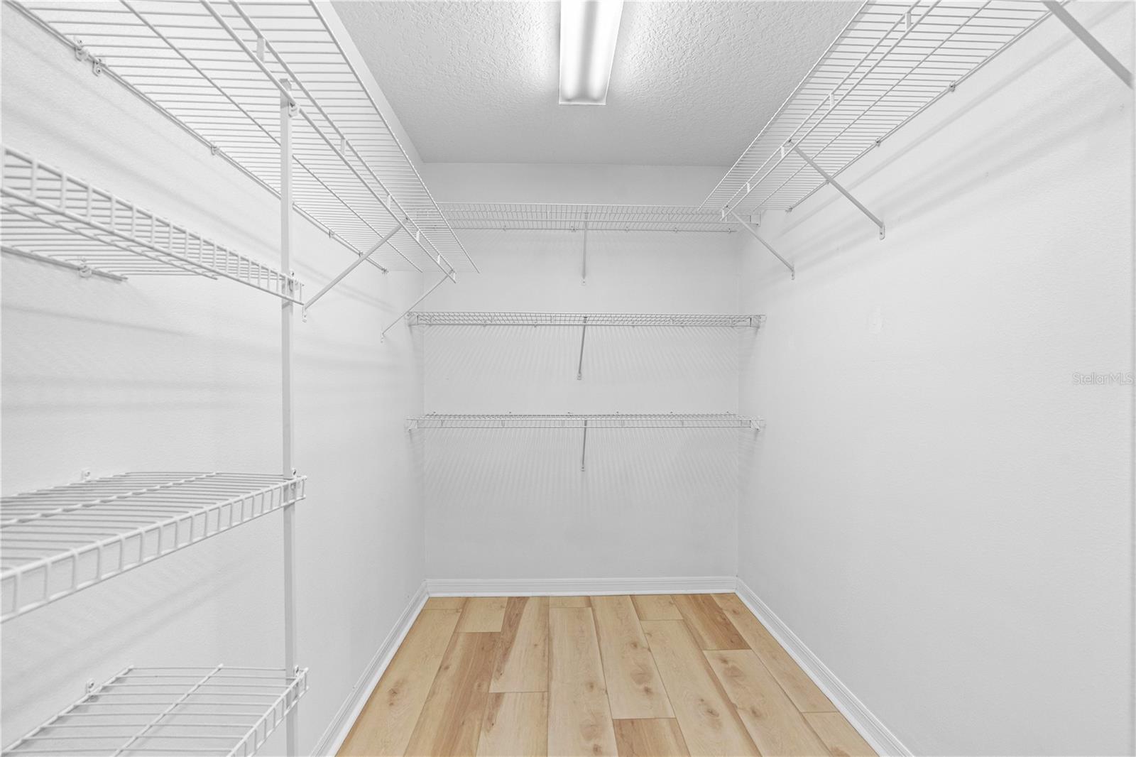 Image 29 of 45 For 16 Manderley Lane