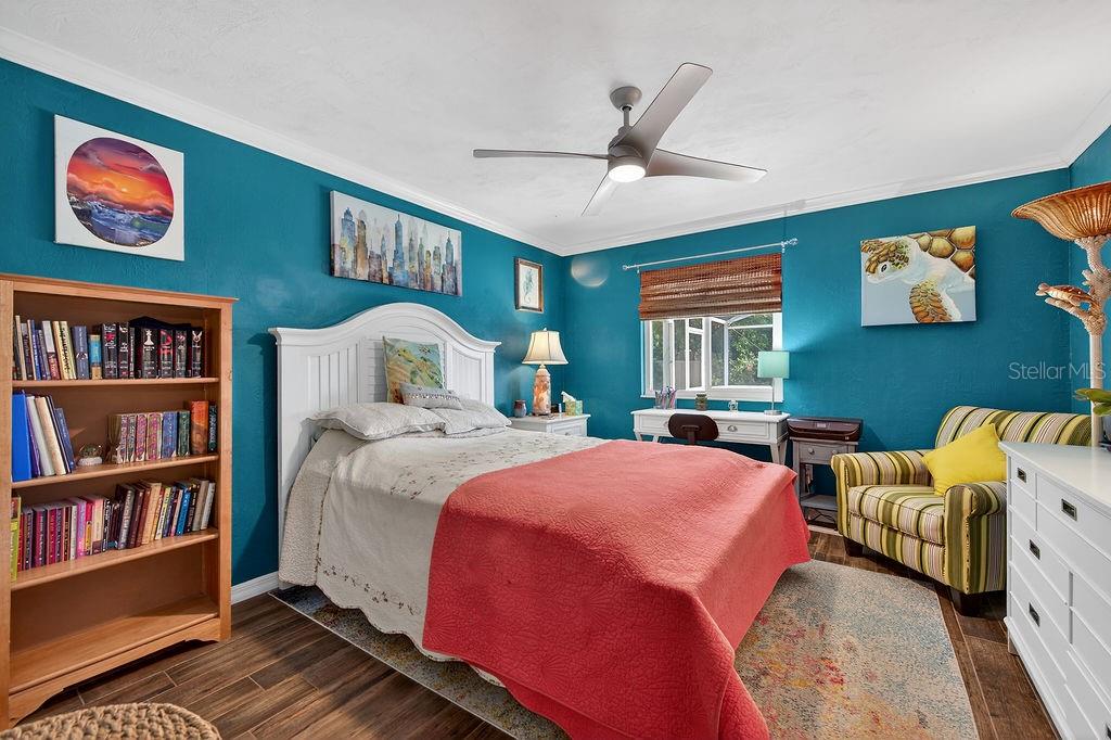 Image 16 of 20 For 4719 Dixie Drive