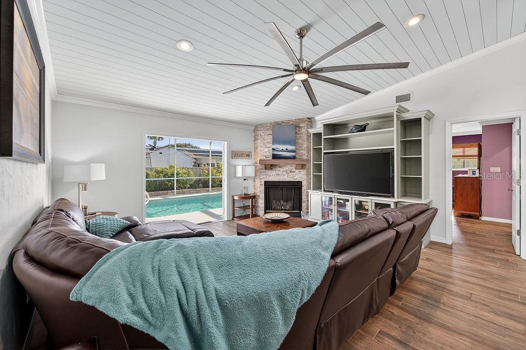 Image 7 of 20 For 4719 Dixie Drive