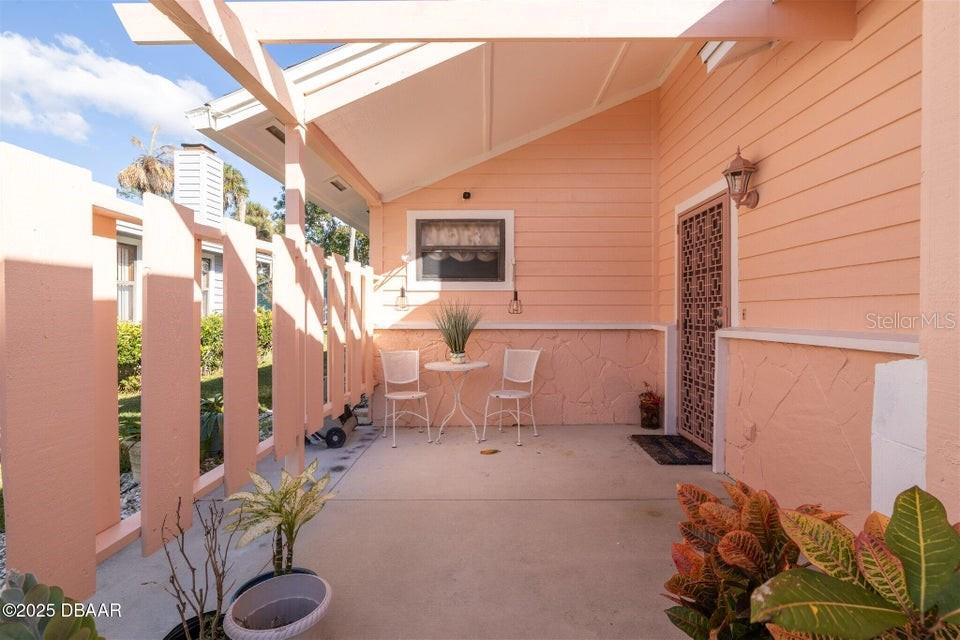 Image 5 of 30 For 252 Gull Drive S