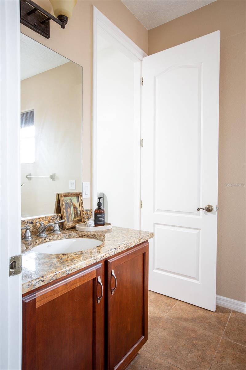 Image 22 of 43 For 313 Crestrun Loop