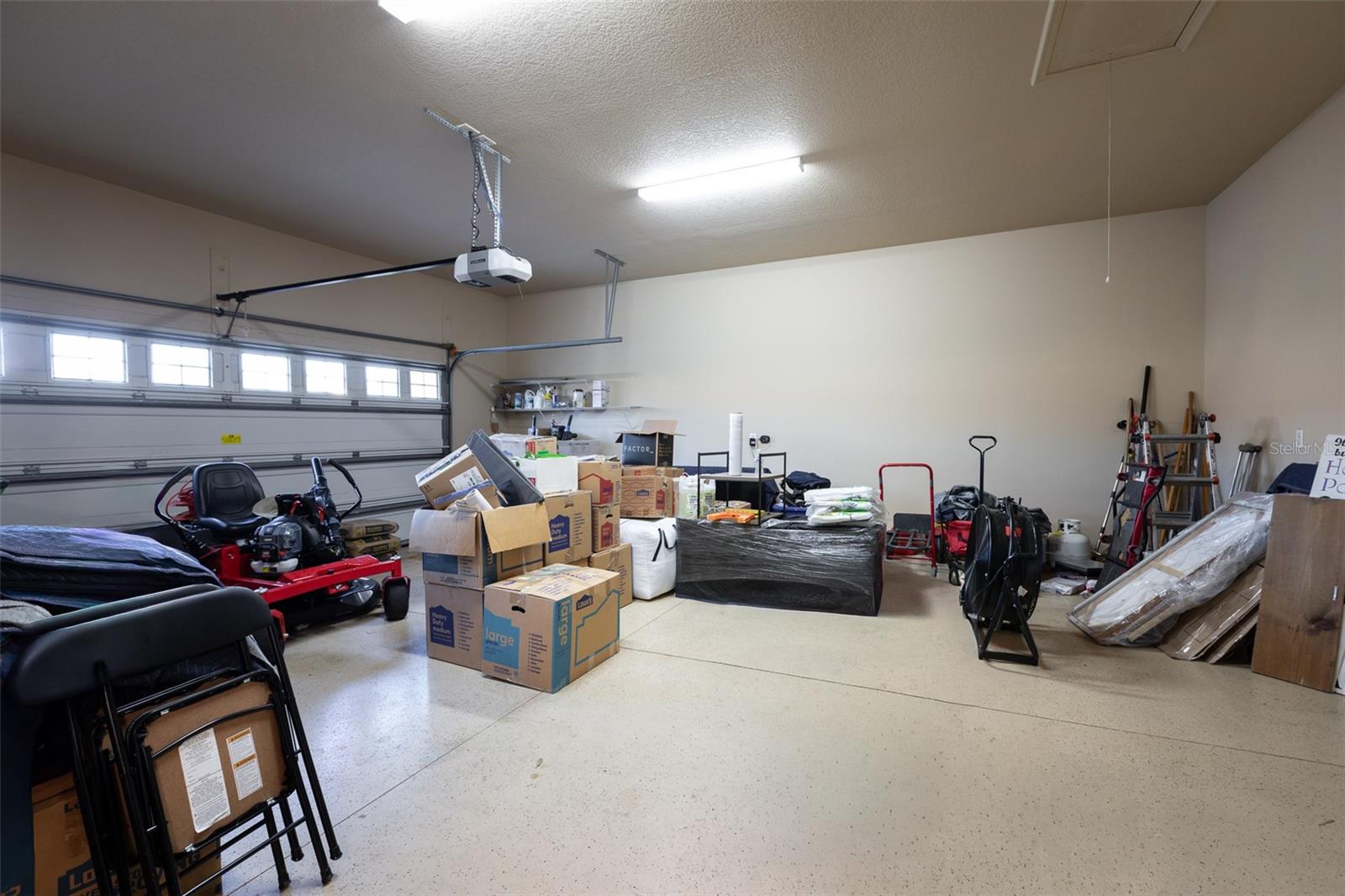 Image 39 of 43 For 313 Crestrun Loop