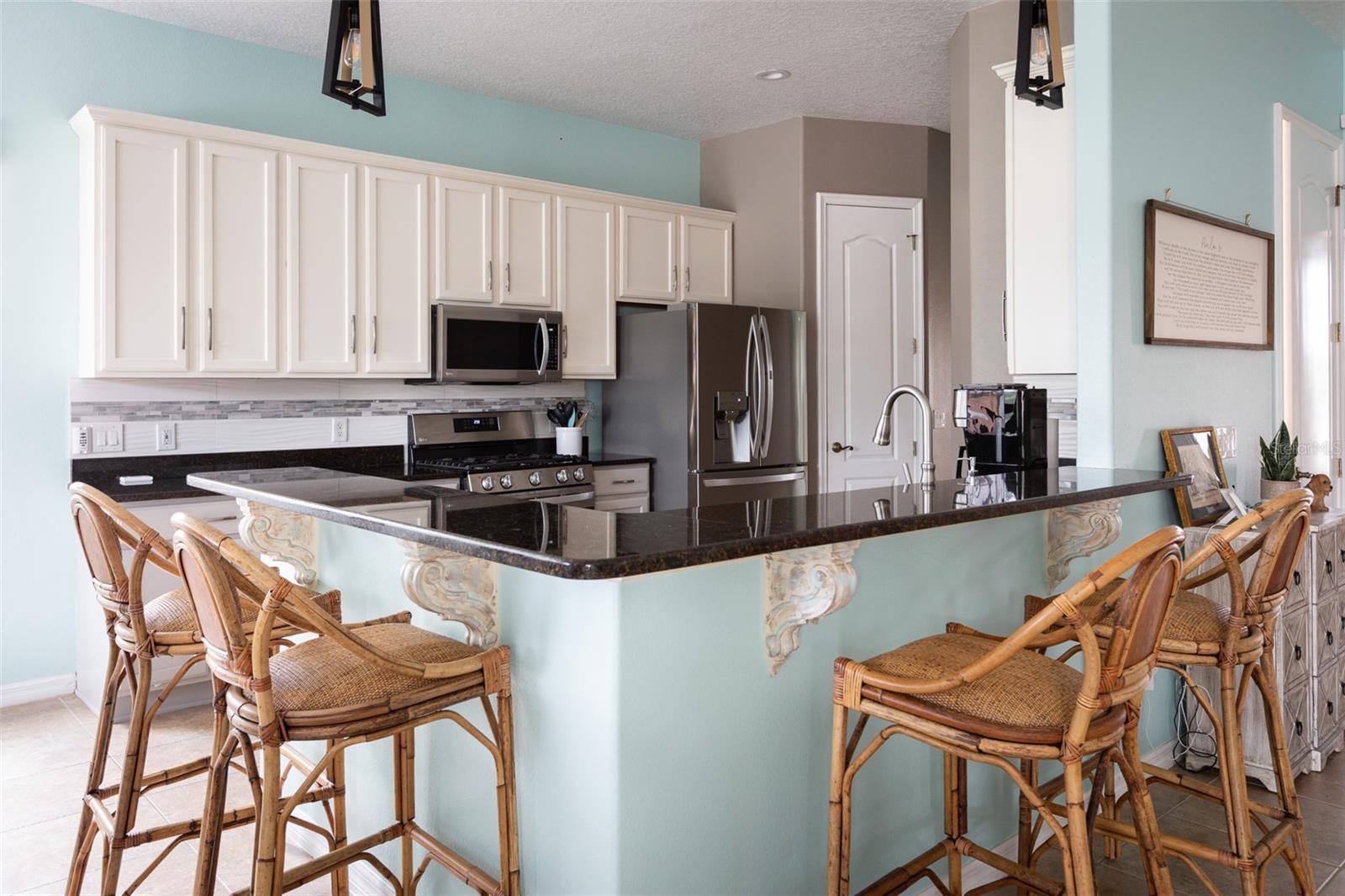 Image 9 of 43 For 313 Crestrun Loop