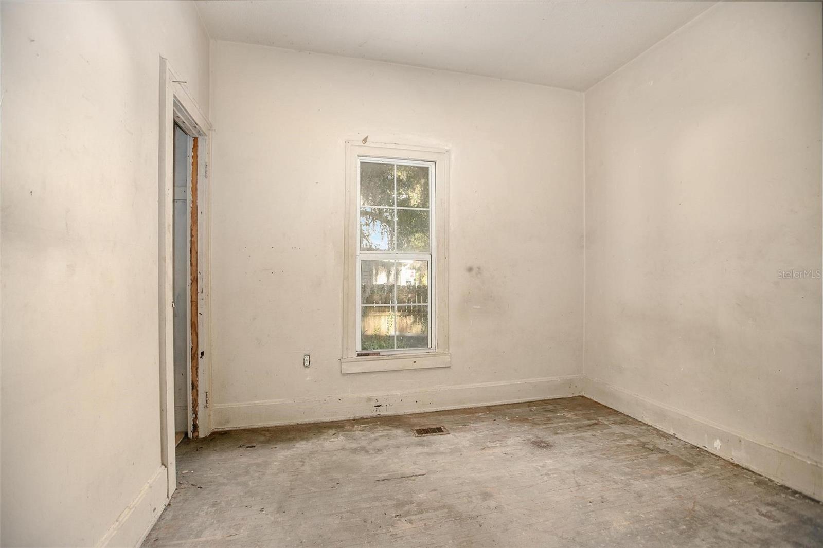 Image 15 of 39 For 1430 New York Avenue