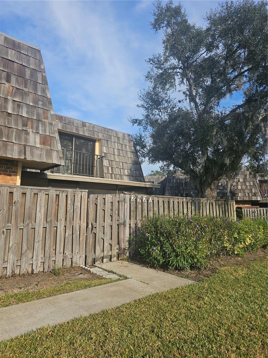 Image 2 of 3 For 2927 Tangerine Court