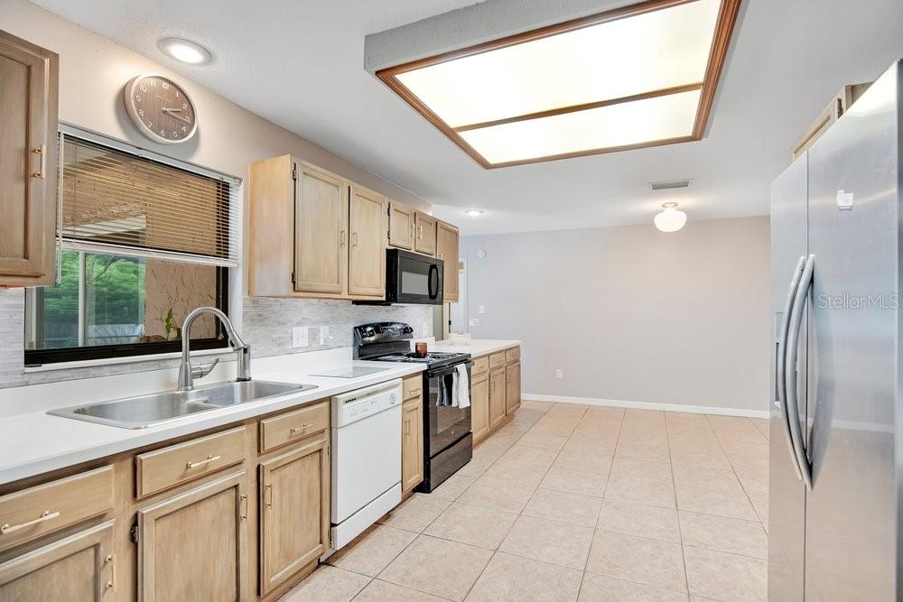 Image 10 of 43 For 90 Sundown Road