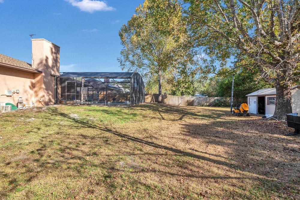 Image 33 of 43 For 90 Sundown Road