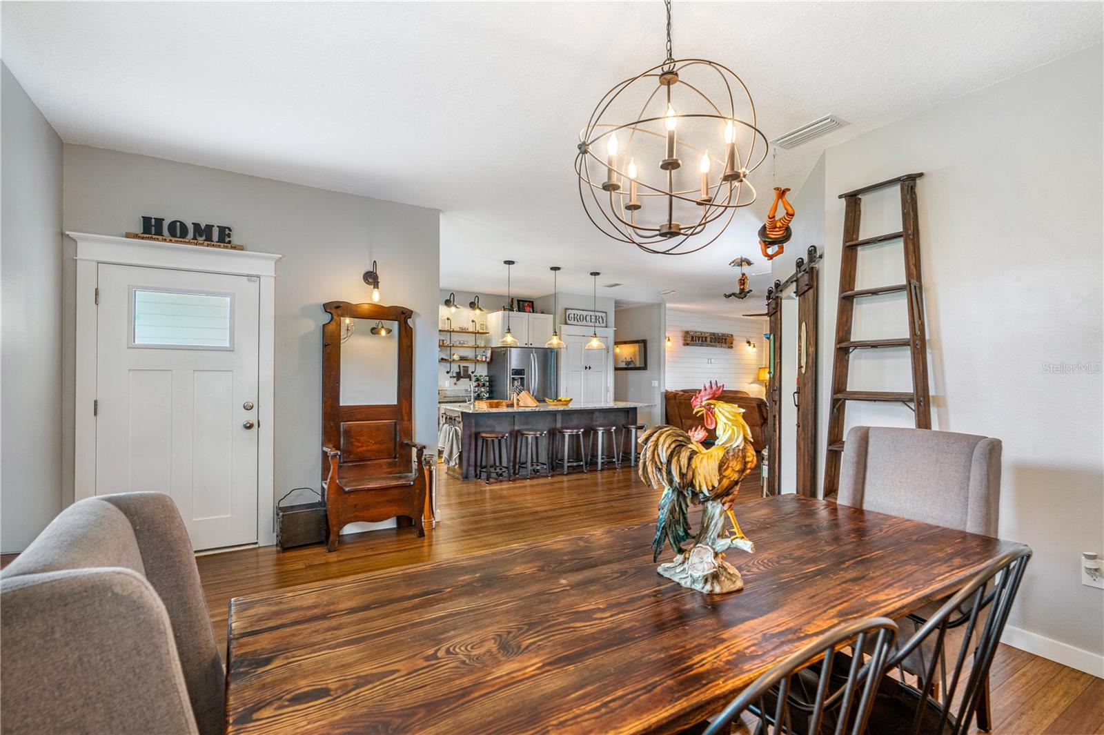 Image 10 of 53 For 432 Palm Avenue