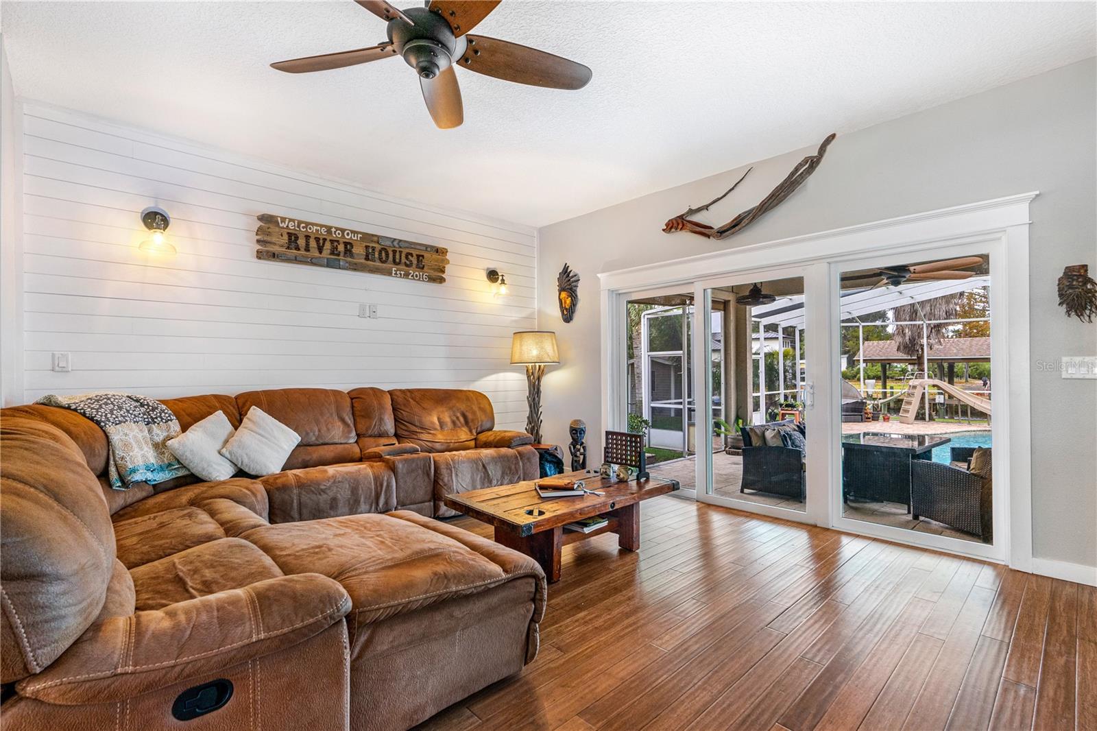 Image 20 of 53 For 432 Palm Avenue