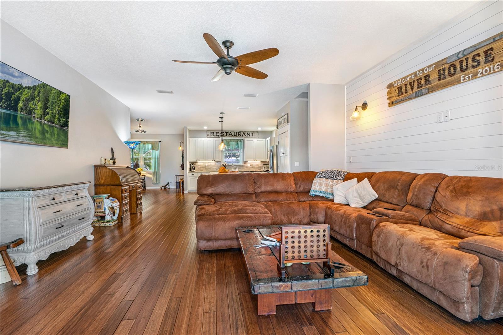 Image 22 of 53 For 432 Palm Avenue