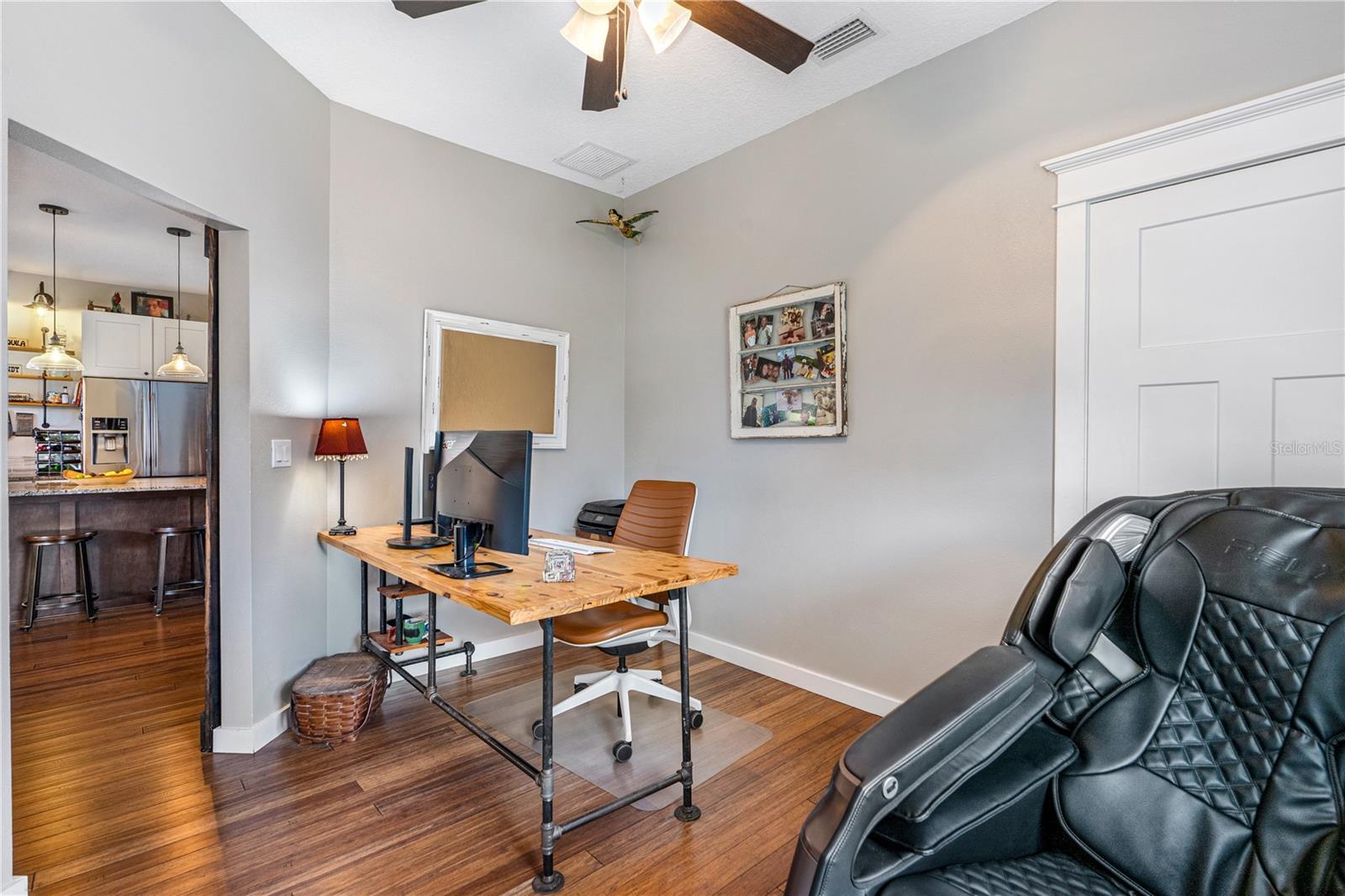 Image 29 of 53 For 432 Palm Avenue