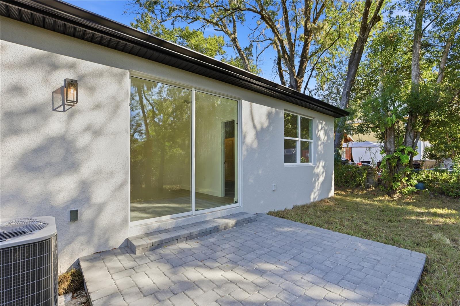 Image 29 of 35 For 1209 15th Street